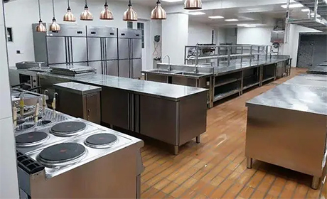 Commercial Kitchen Refrigeration Solutions for chef kitchens of hotels and restaurants